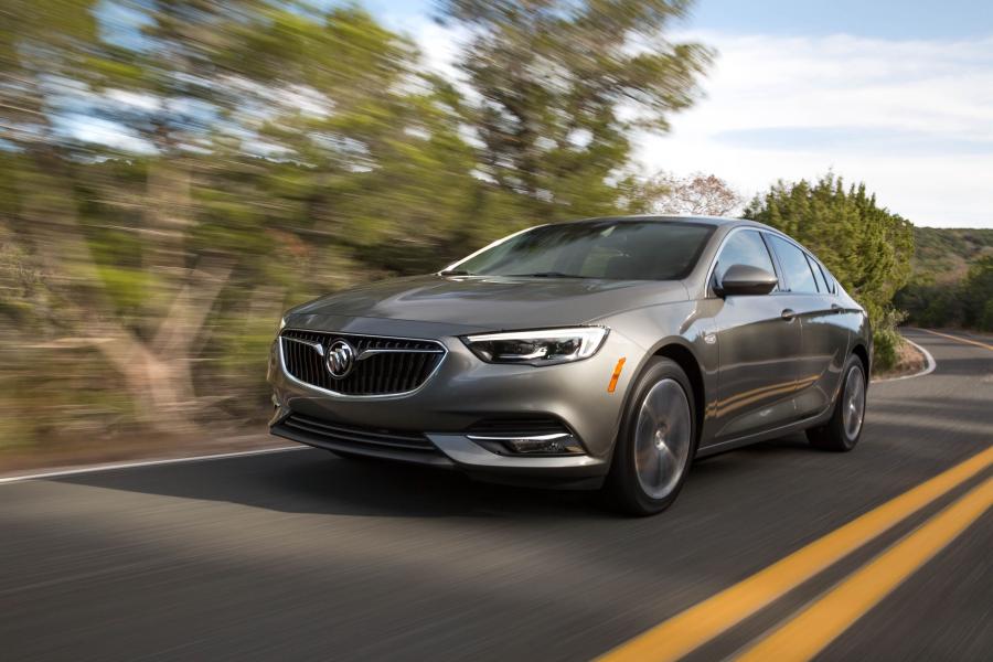  Buick Regal Sportback 2017 года  (NA) (фото 28 из 42)